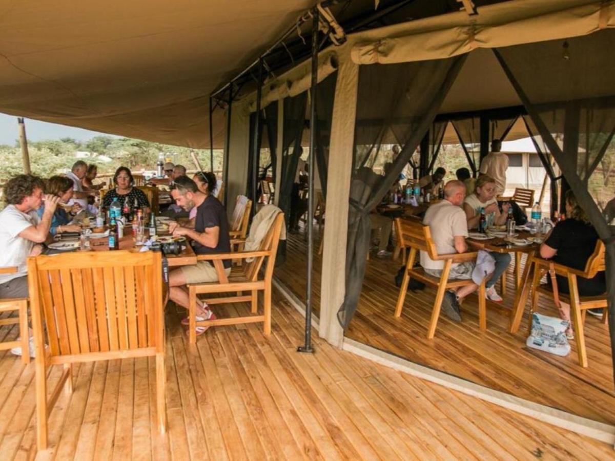 Serengeti Kifaru Tented Lodge Mugumu Exterior foto